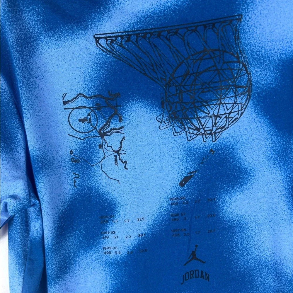 Jordan Men Blue Cloud Dye Graphic T-Shirt FB7448-412 Size Small Short Sleeve NWT